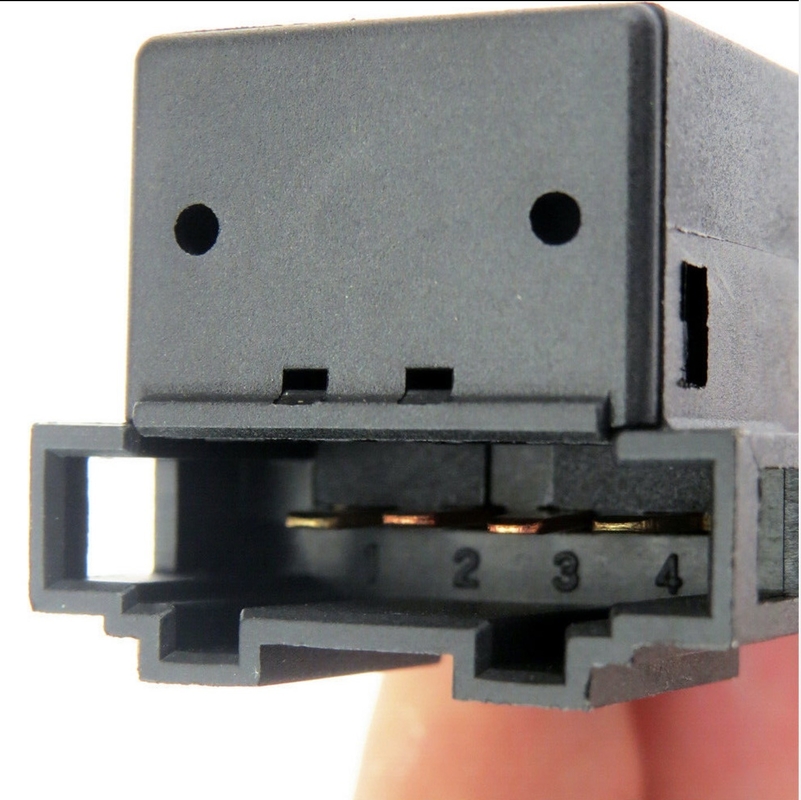 4 καρφιτσών η μηχανική VW POSCH 1J0 945 511 6Q0 945 511 διακοπτών στάσεων ελαφριά